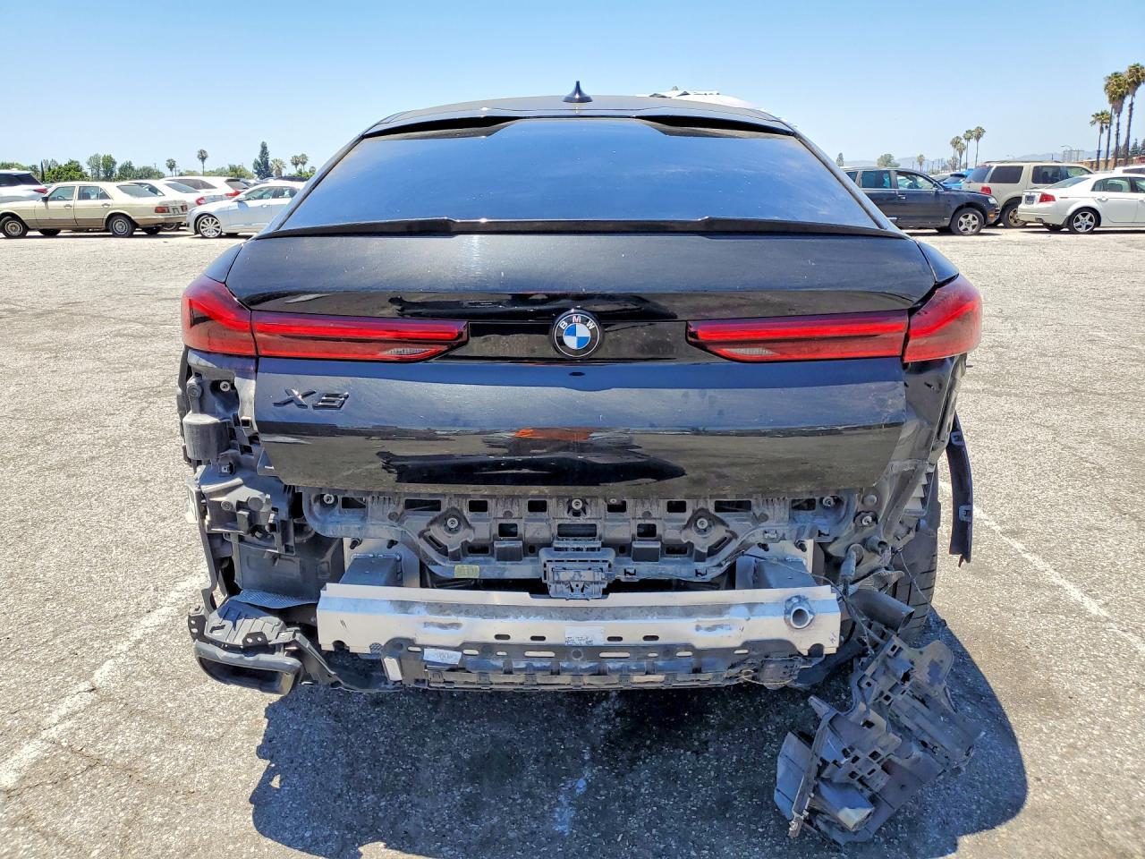2022 BMW X6 xDrive40I - zdjęcie 6