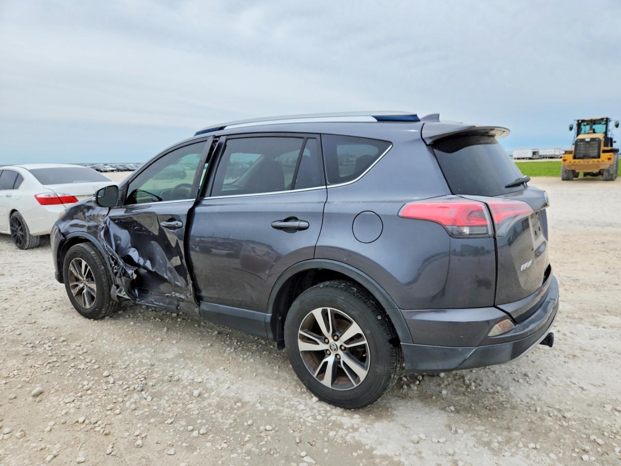 2017 Toyota Rav4 Xle - zdjęcie 2