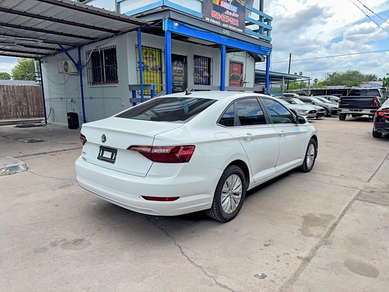 2020 Volkswagen Jetta S - zdjęcie 4