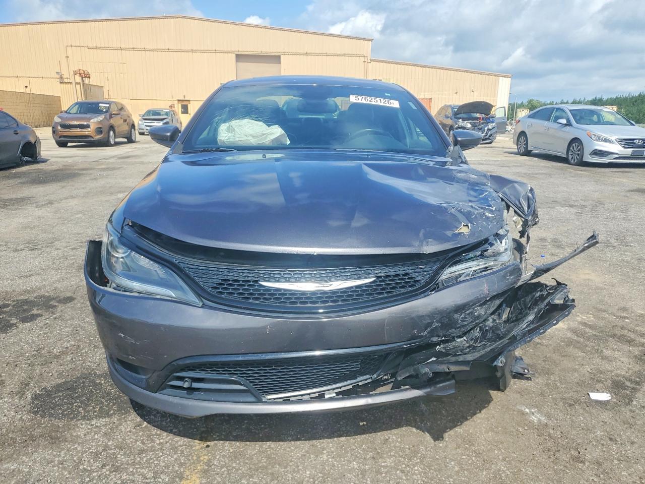 2015 Chrysler 200 S - zdjęcie 5