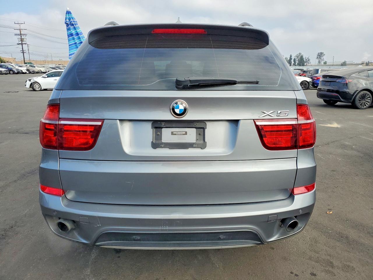 2013 BMW X5 xDrive35I - zdjęcie 6