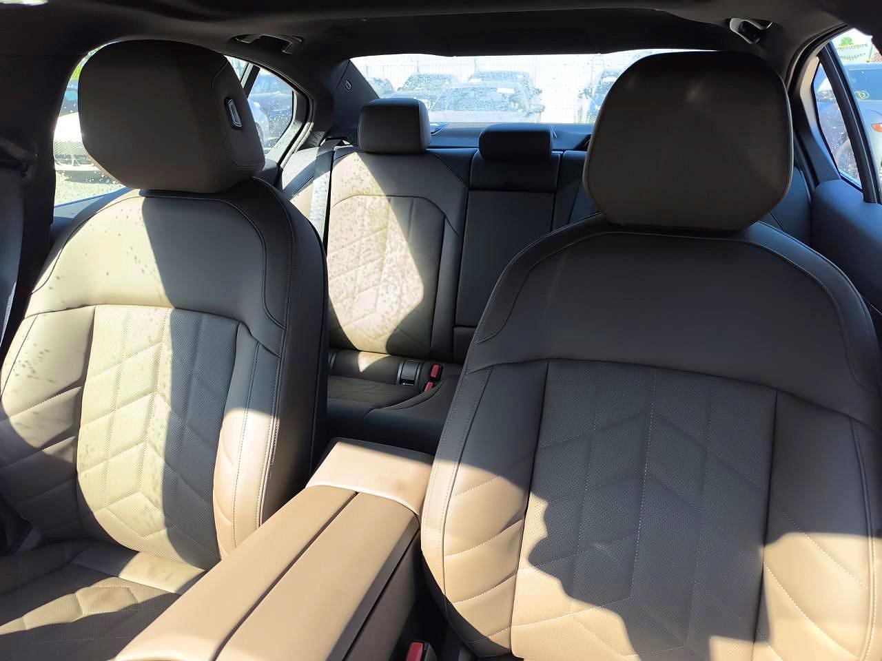 2026 BMW 530 Xi - zdjęcie 10