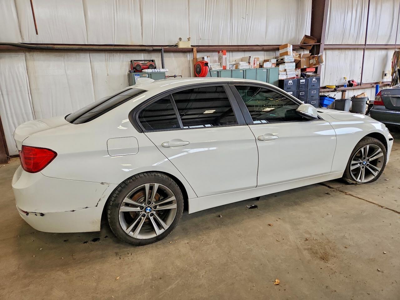 BMW Seria 3 - zdjęcie 3
