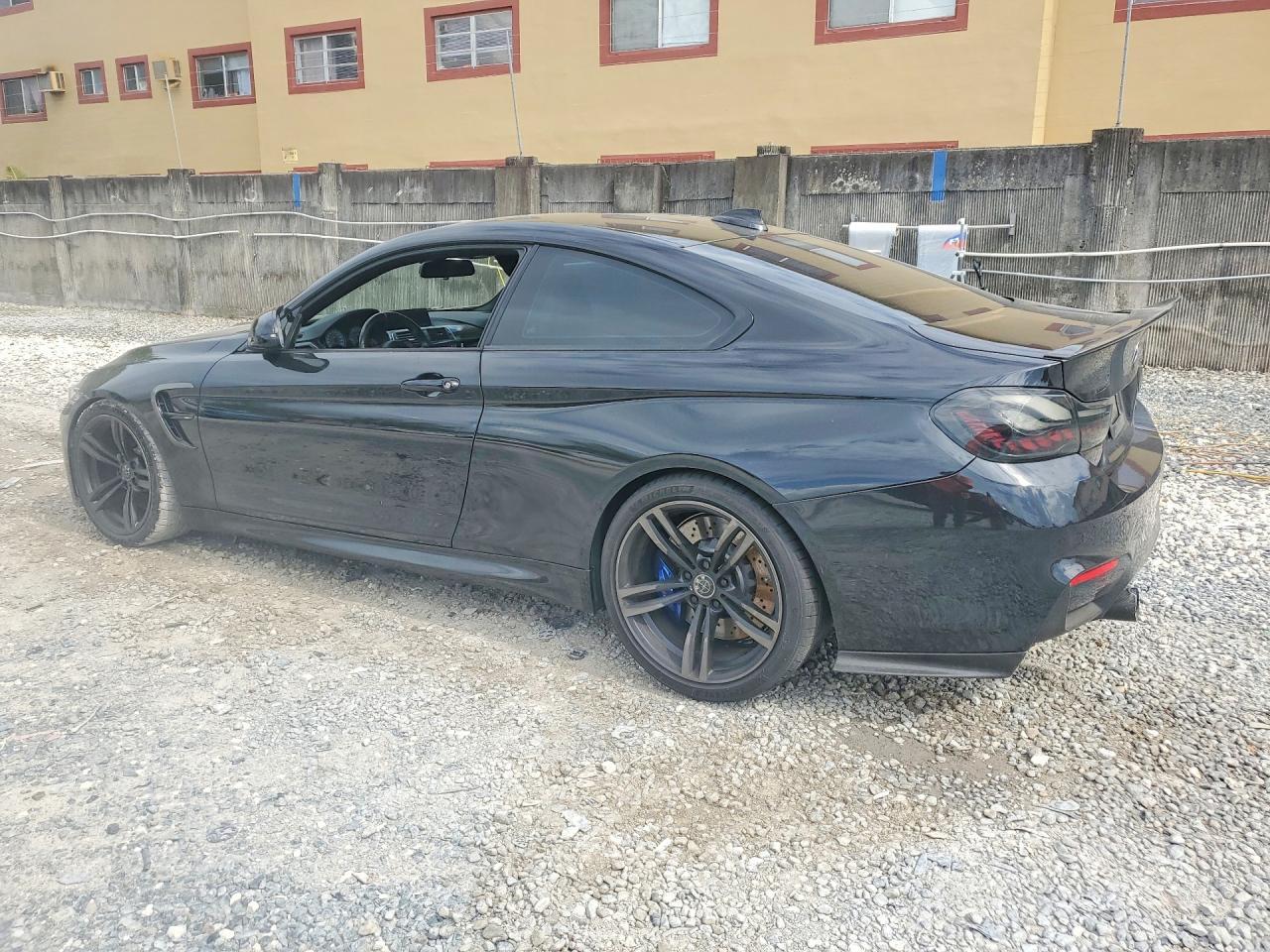 2018 BMW M4 - zdjęcie 2
