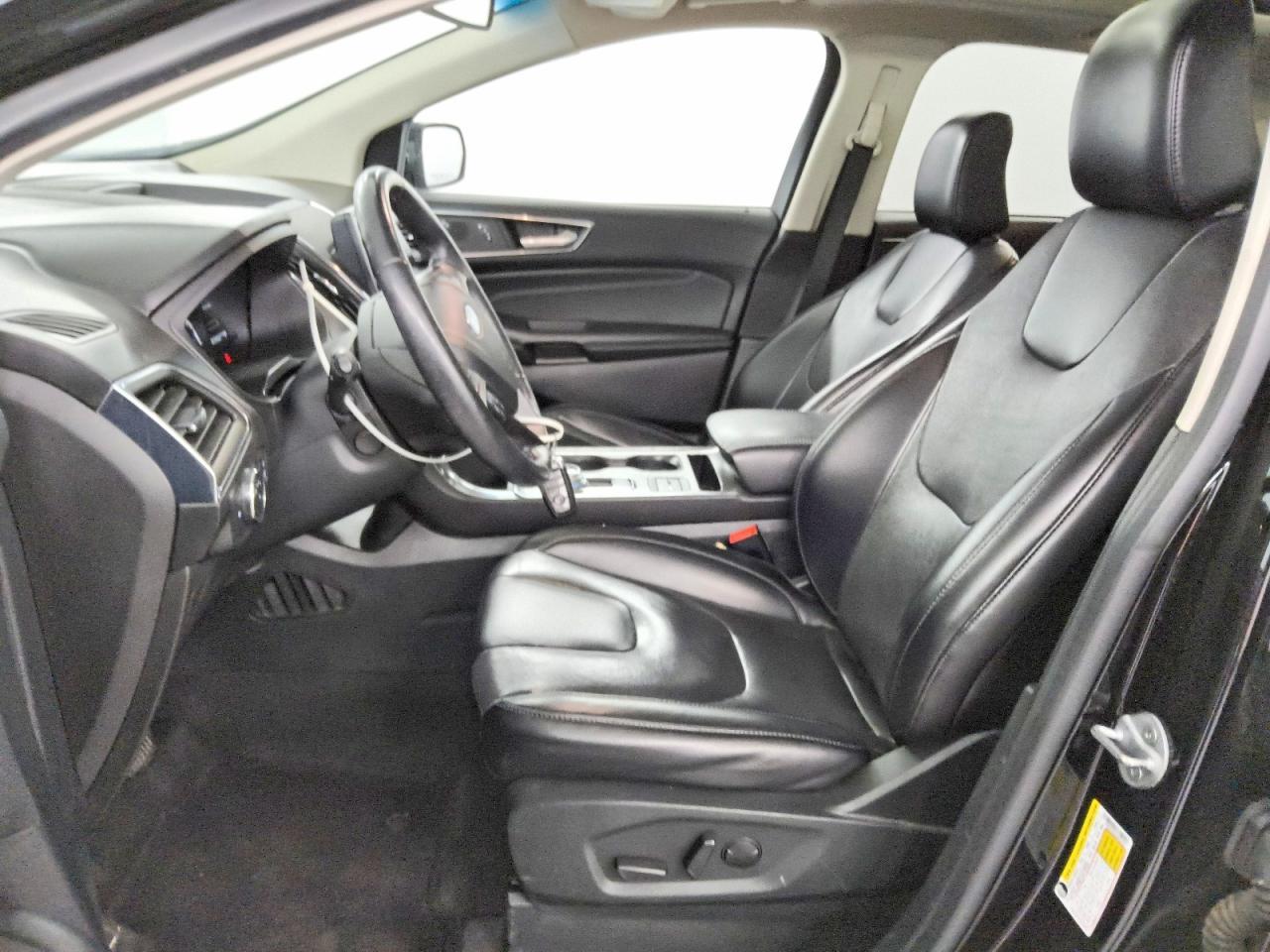 2022 Ford Edge Titanium - zdjęcie 7