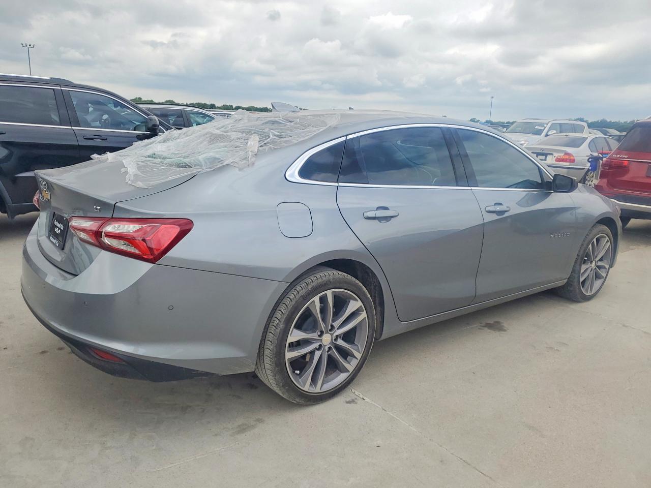 2023 Chevrolet Malibu Premier - zdjęcie 3
