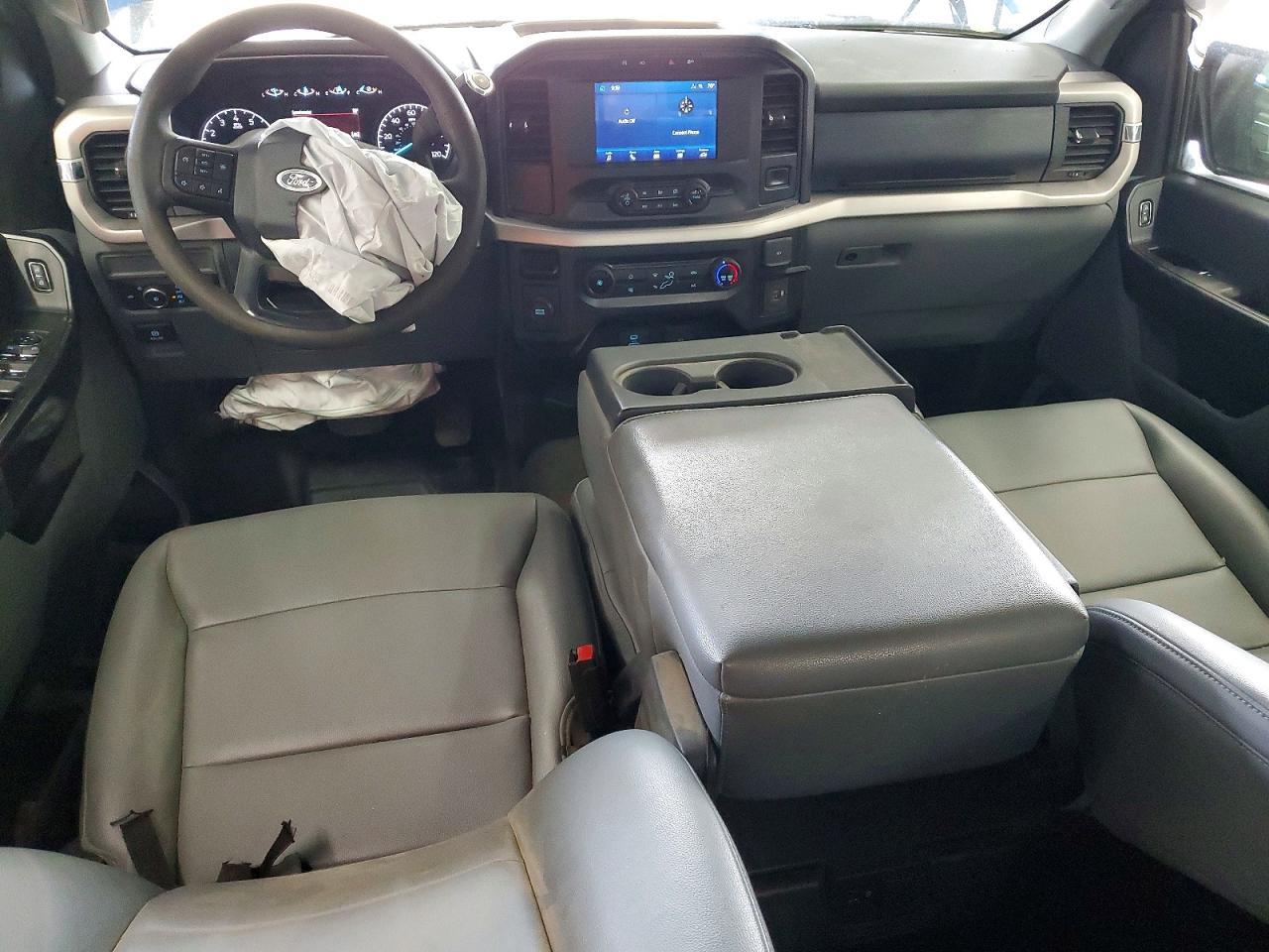 2021 Ford F150 Super Cab - zdjęcie 8
