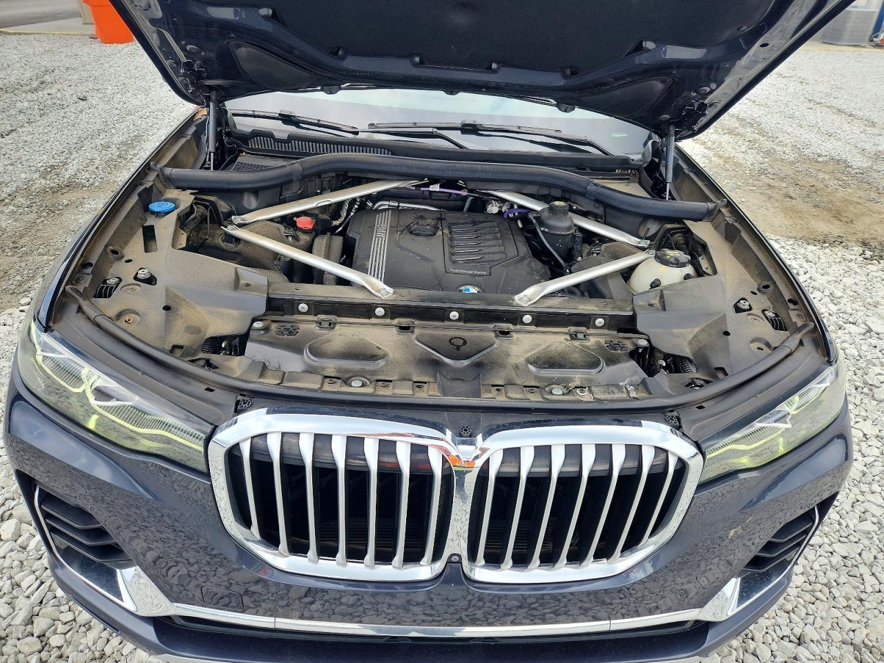 2022 BMW X7 xDrive40I - zdjęcie 12