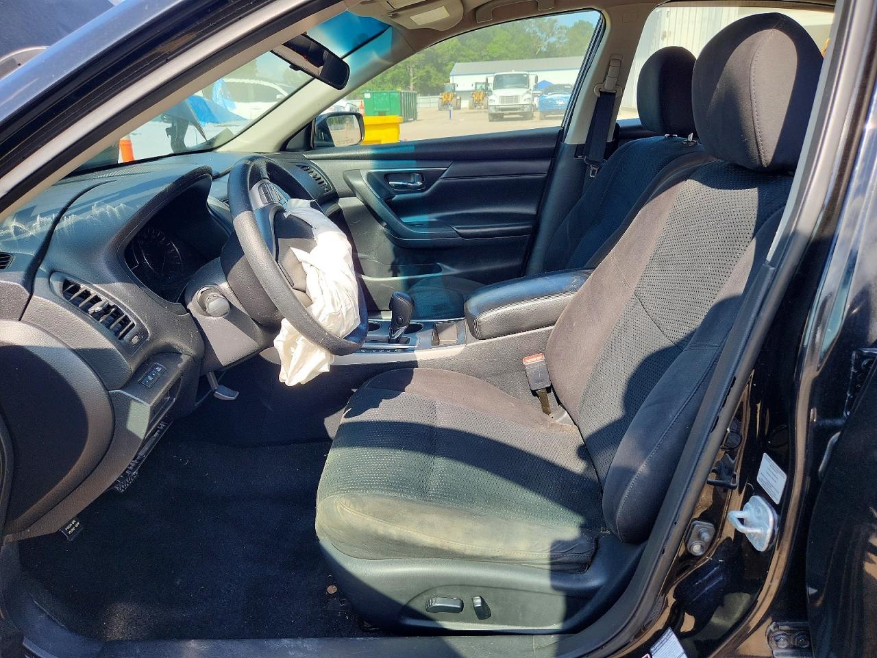 2015 Nissan Altima 2.5 S - zdjęcie 13