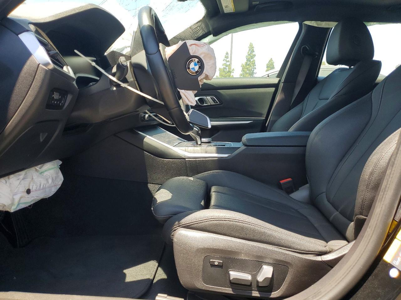 2021 BMW 330E - zdjęcie 7