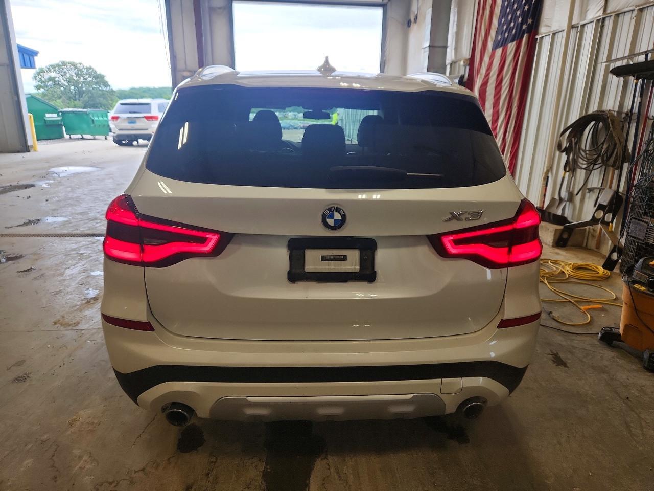 2018 BMW X3 xDrive30I - zdjęcie 6