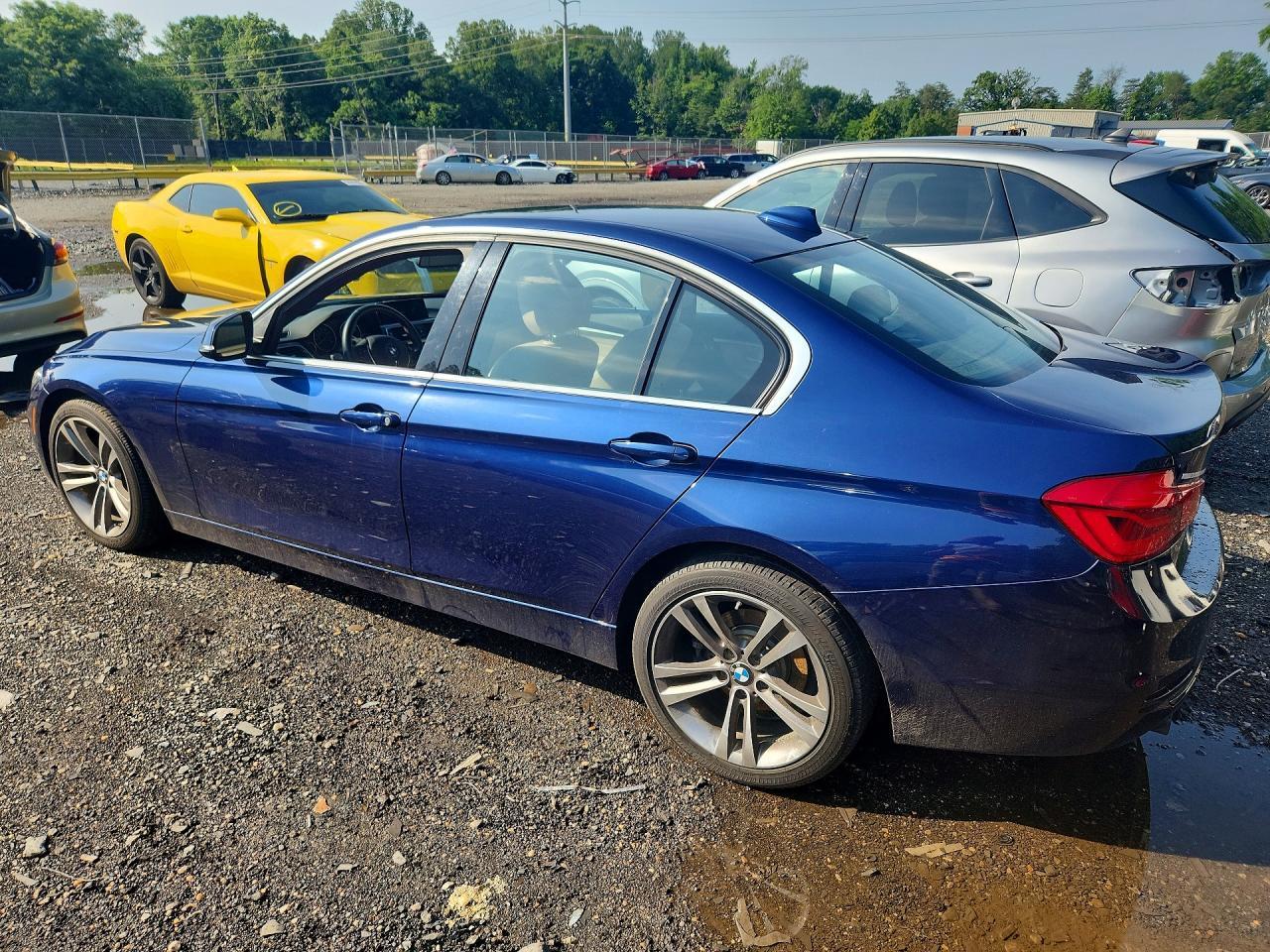 2017 BMW 330 I - zdjęcie 2