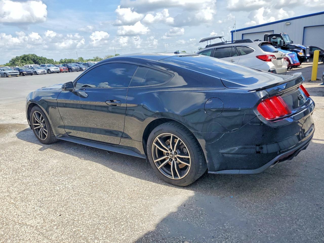 2017 Ford Mustang Gt - zdjęcie 2