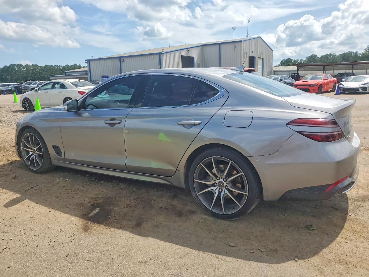 2022 Genesis G70 2.0T - zdjęcie 2