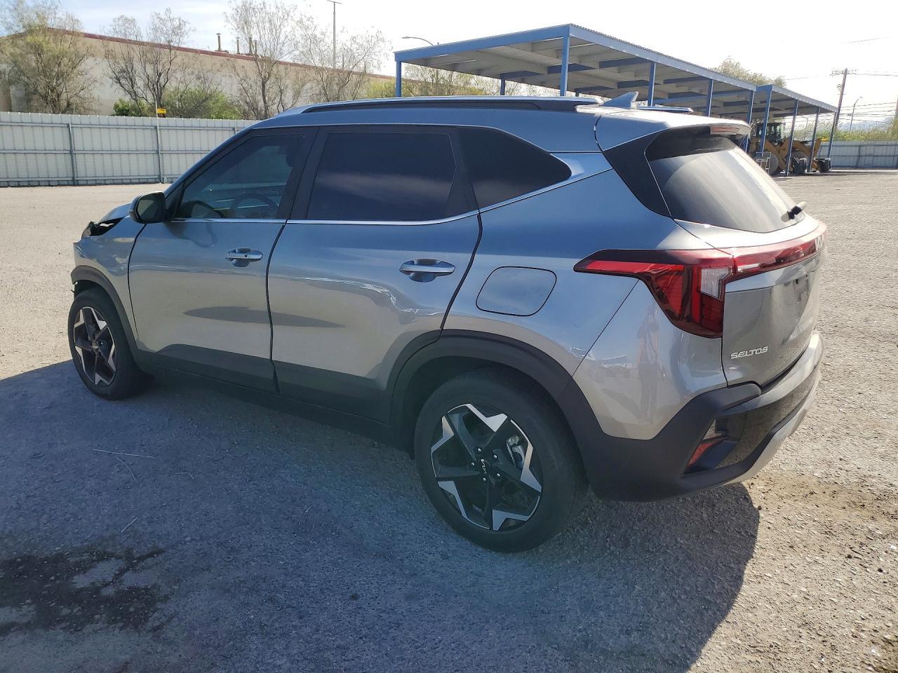 2025 Kia Seltos Ex - zdjęcie 2