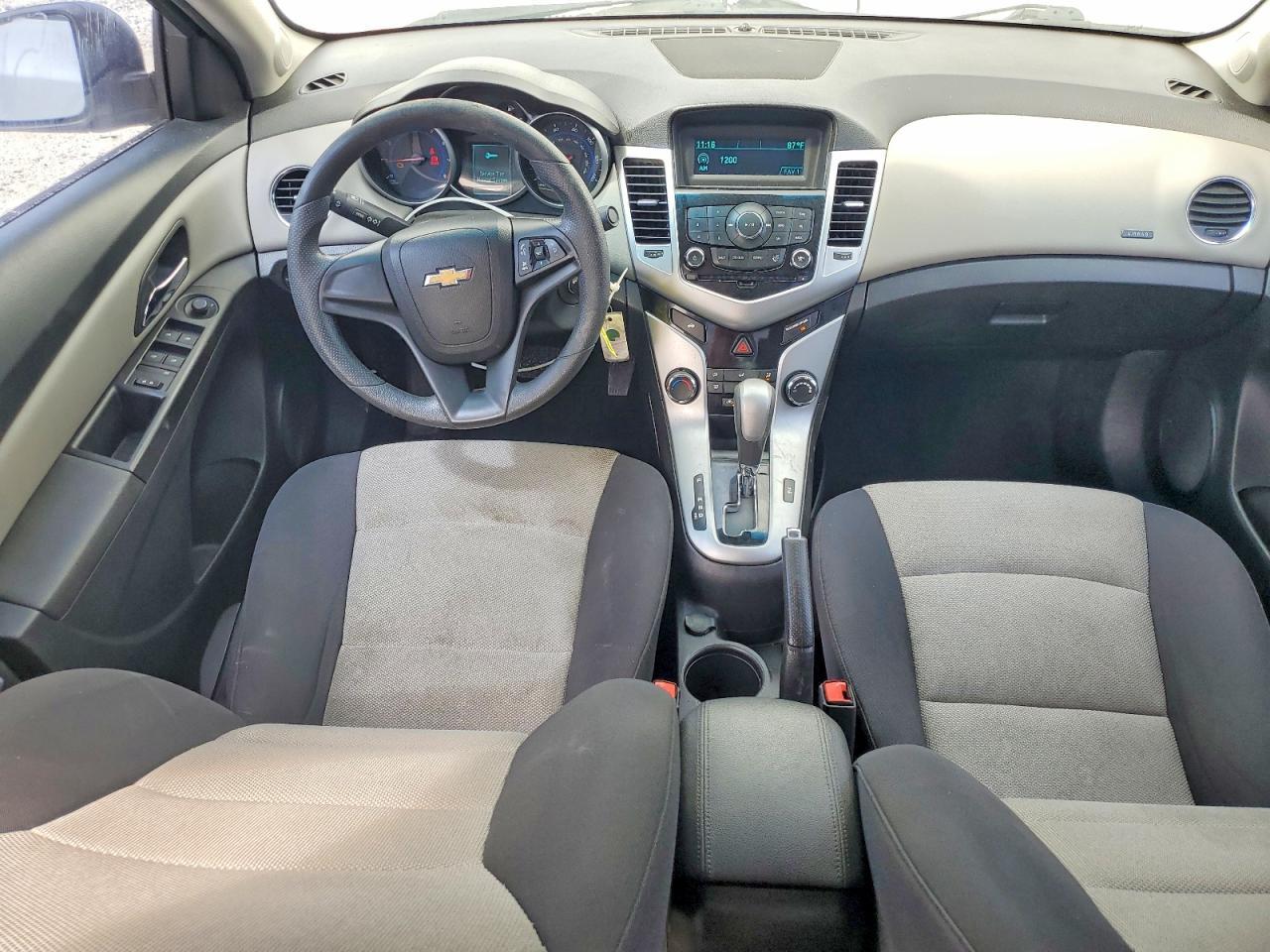 2016 Chevrolet Cruze Limited Ls - zdjęcie 8