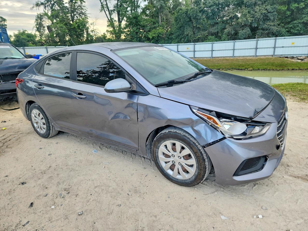 2020 Hyundai Accent Se - zdjęcie 4