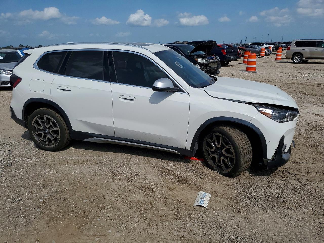 2024 BMW X1 xDrive28I - zdjęcie 4