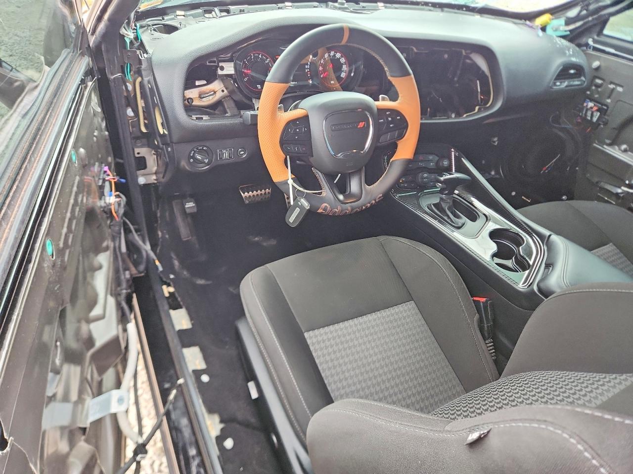 2022 Dodge Challenger R - zdjęcie 8