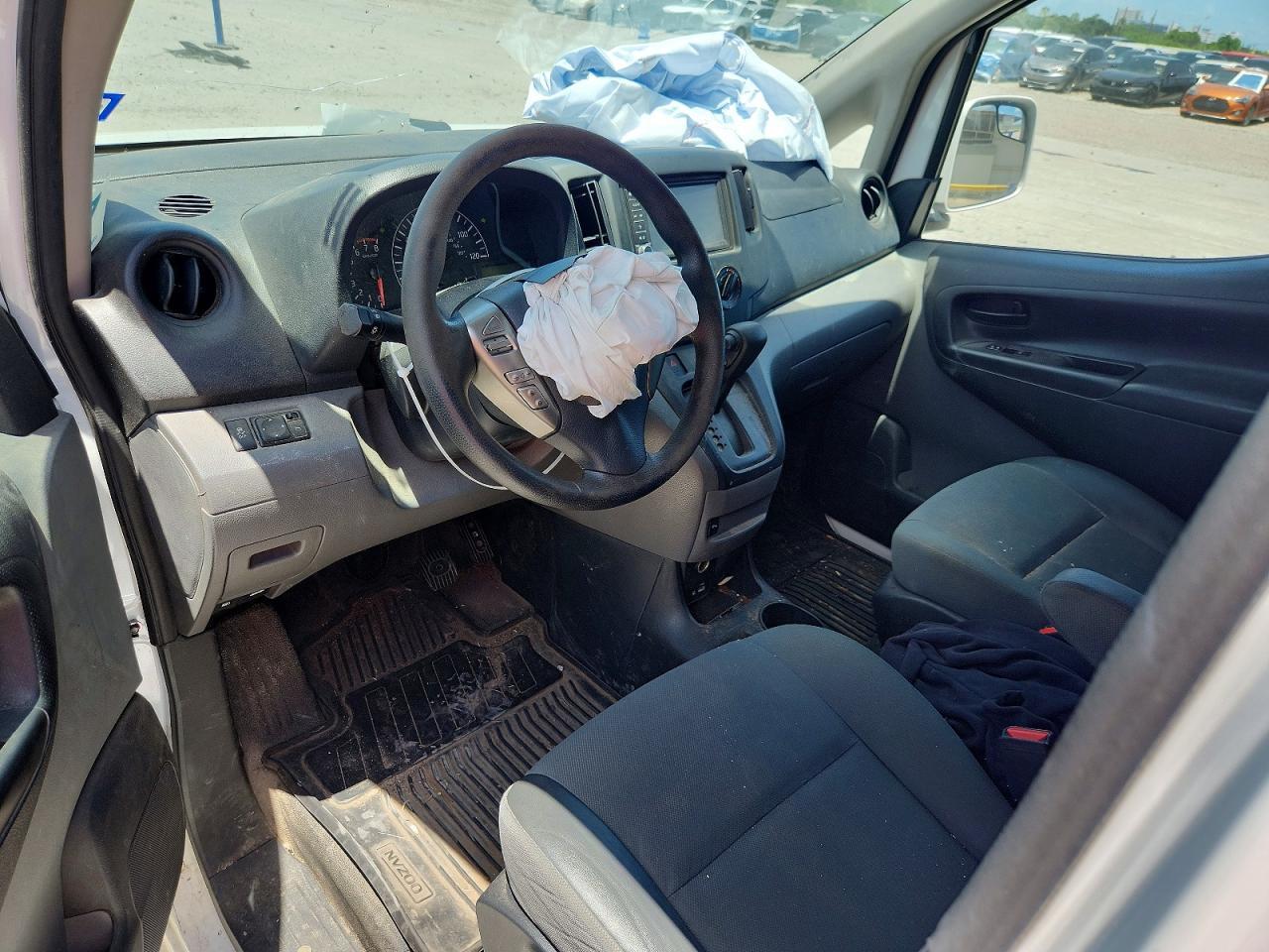 2021 Nissan Nv200 Sv - zdjęcie 8