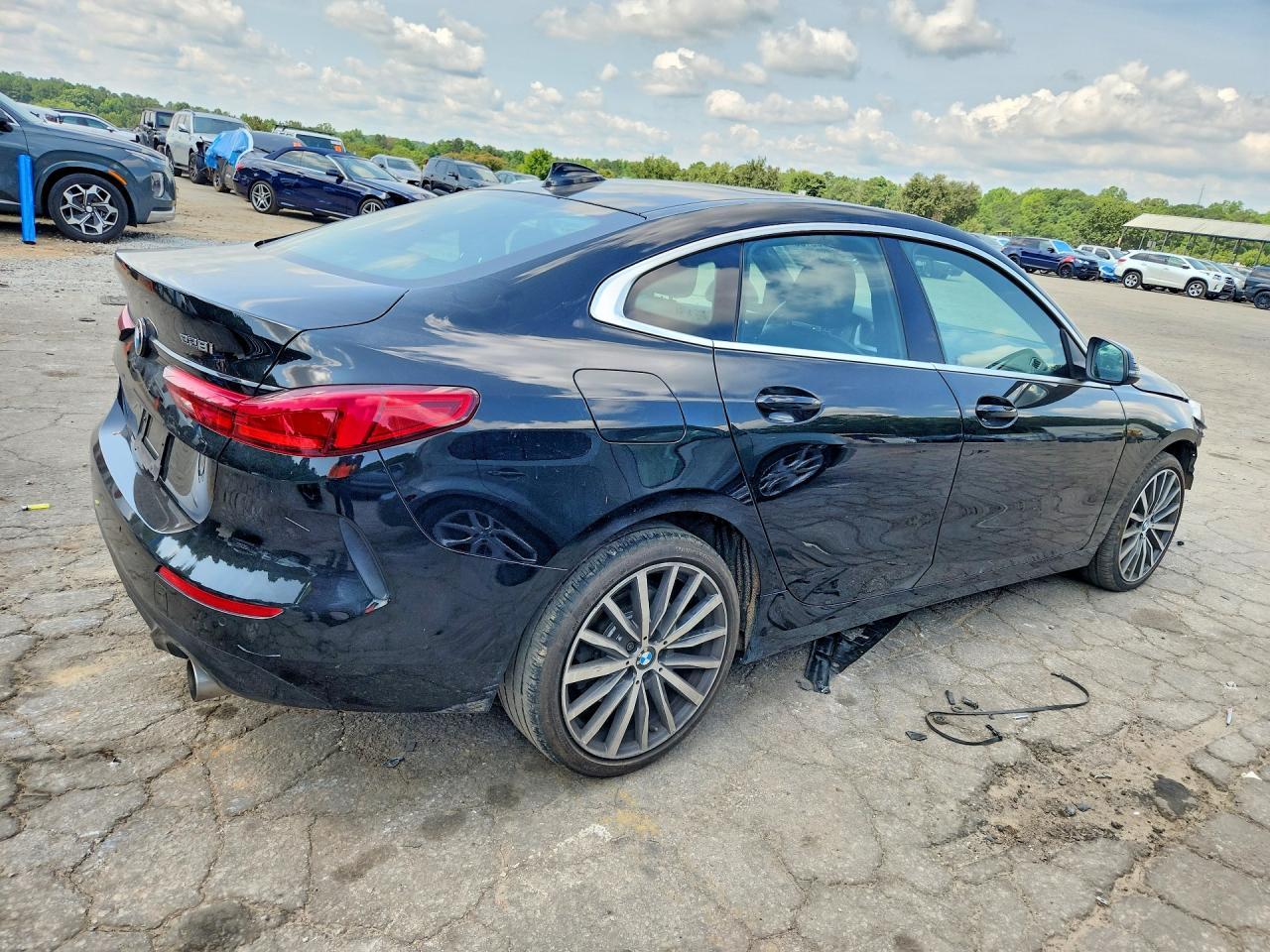 2022 BMW 228I - zdjęcie 3