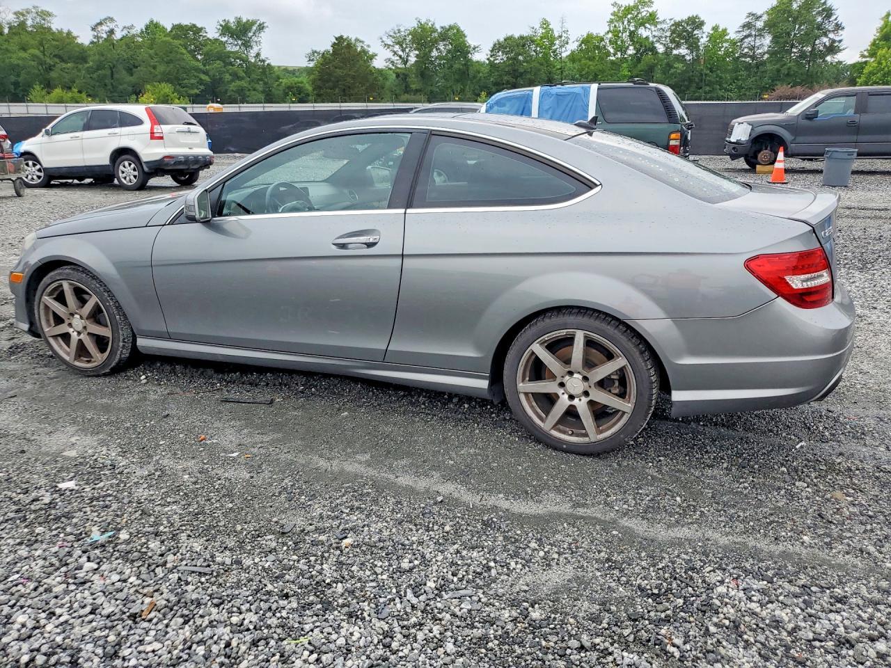 2013 Mercedes-Benz C 250 - zdjęcie 2