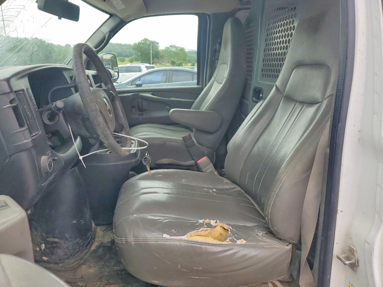 2014 Chevrolet Express G2500 - zdjęcie 7