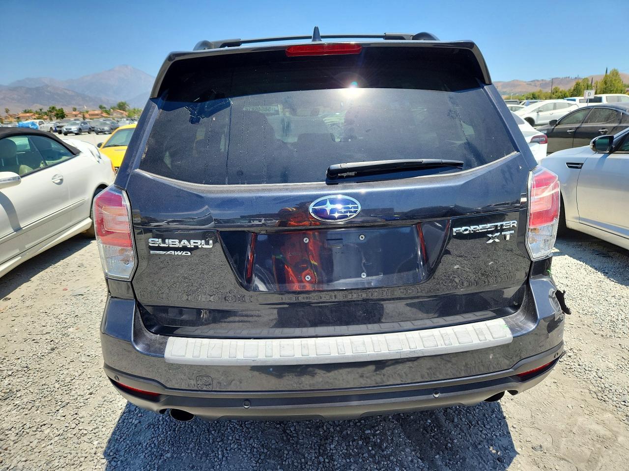 2018 Subaru Forester 2.0Xt Touring - zdjęcie 6