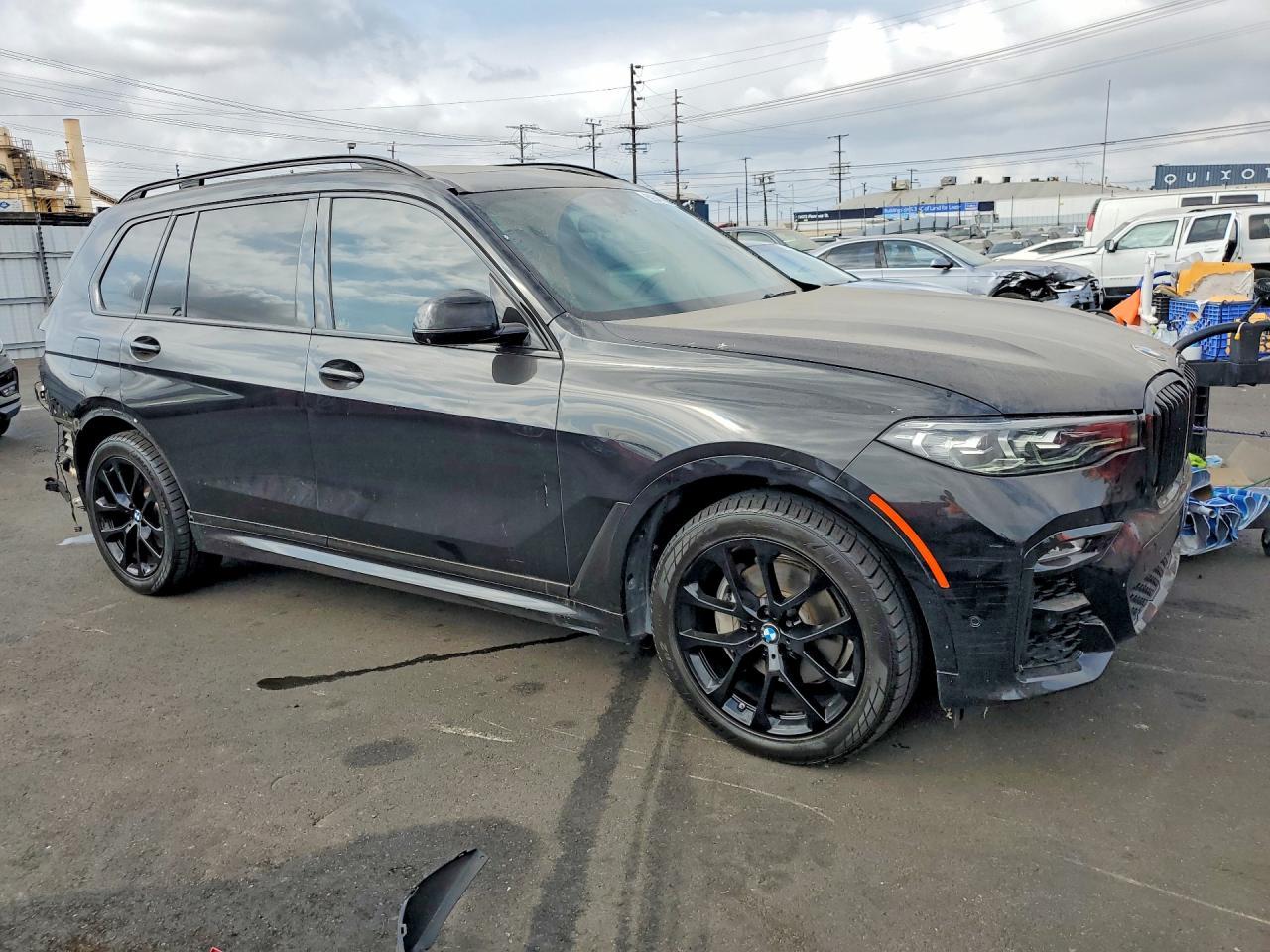 2020 BMW X7 xDrive40I - zdjęcie 4