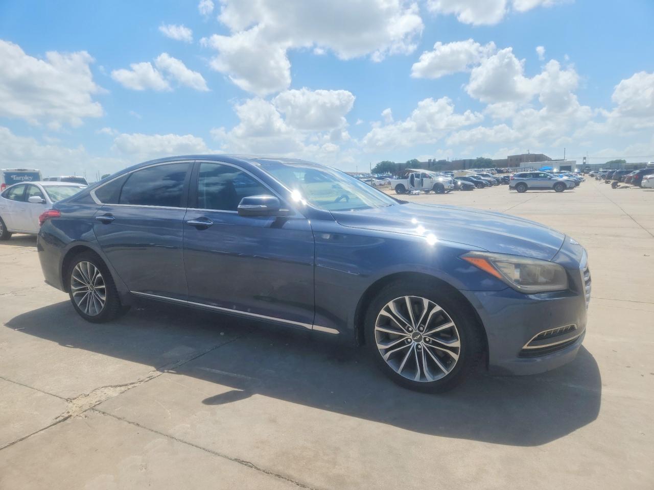2015 Hyundai Genesis 3.8L - zdjęcie 4