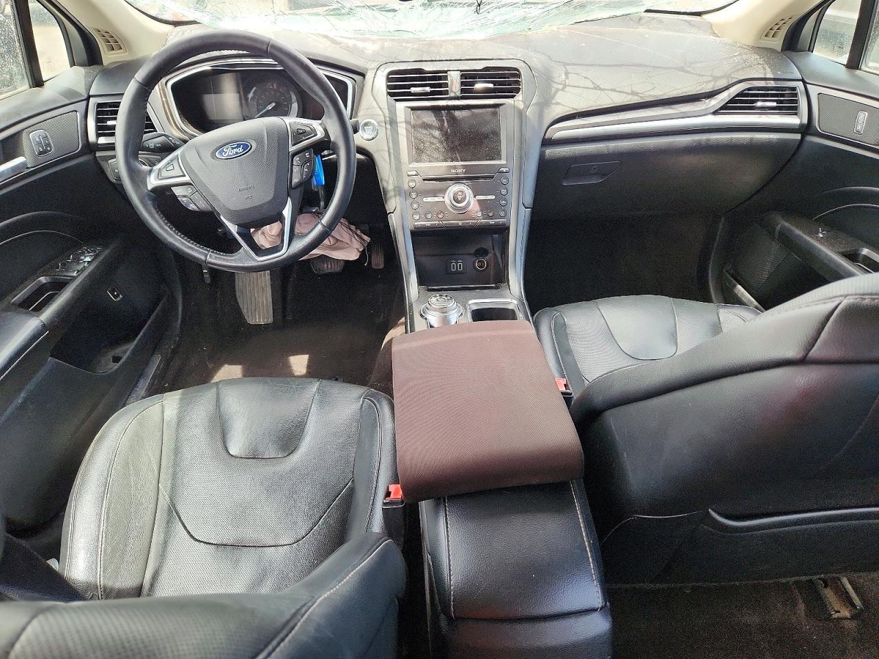 2019 Ford Fusion Titanium - zdjęcie 8