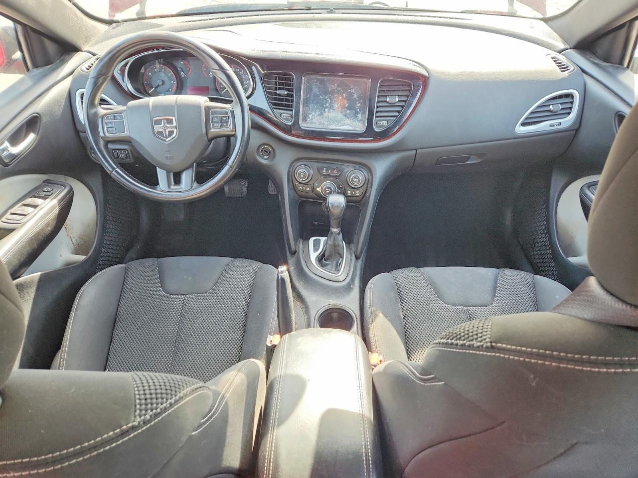 2015 Dodge Dart Sxt - zdjęcie 8