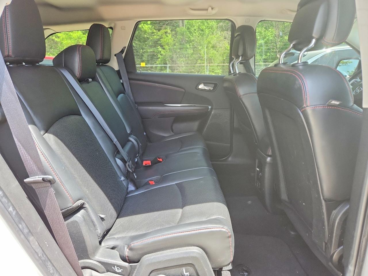 2016 Dodge Journey R - zdjęcie 11