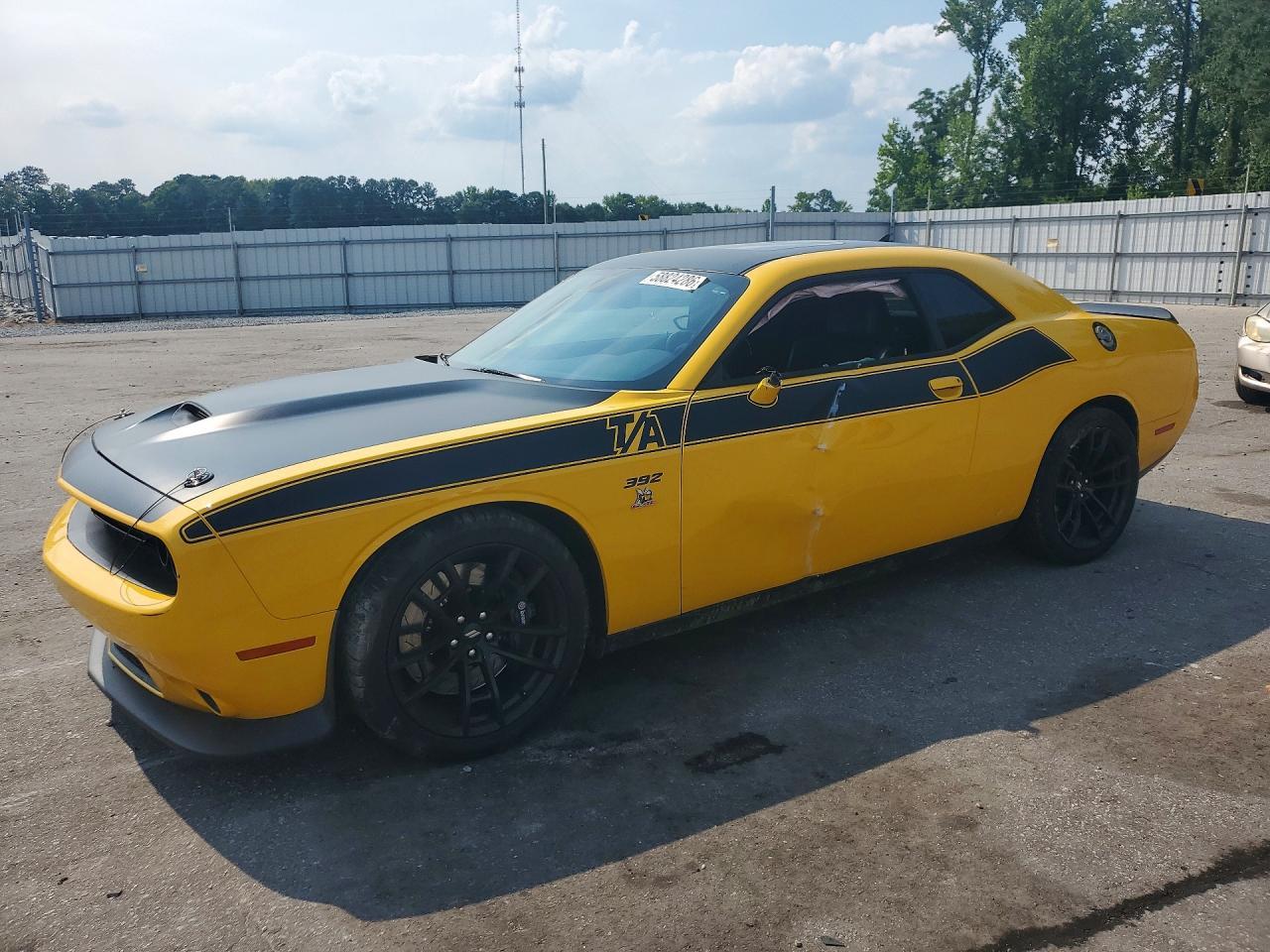 2017 Dodge Challenger R/T 392 - zdjęcie główne