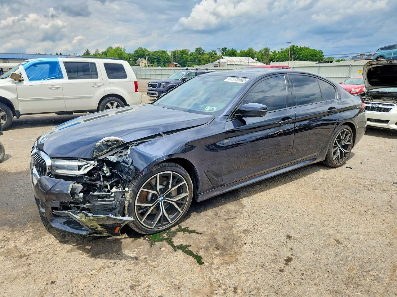 2021 BMW Seria 5 530i - zdjęcie główne