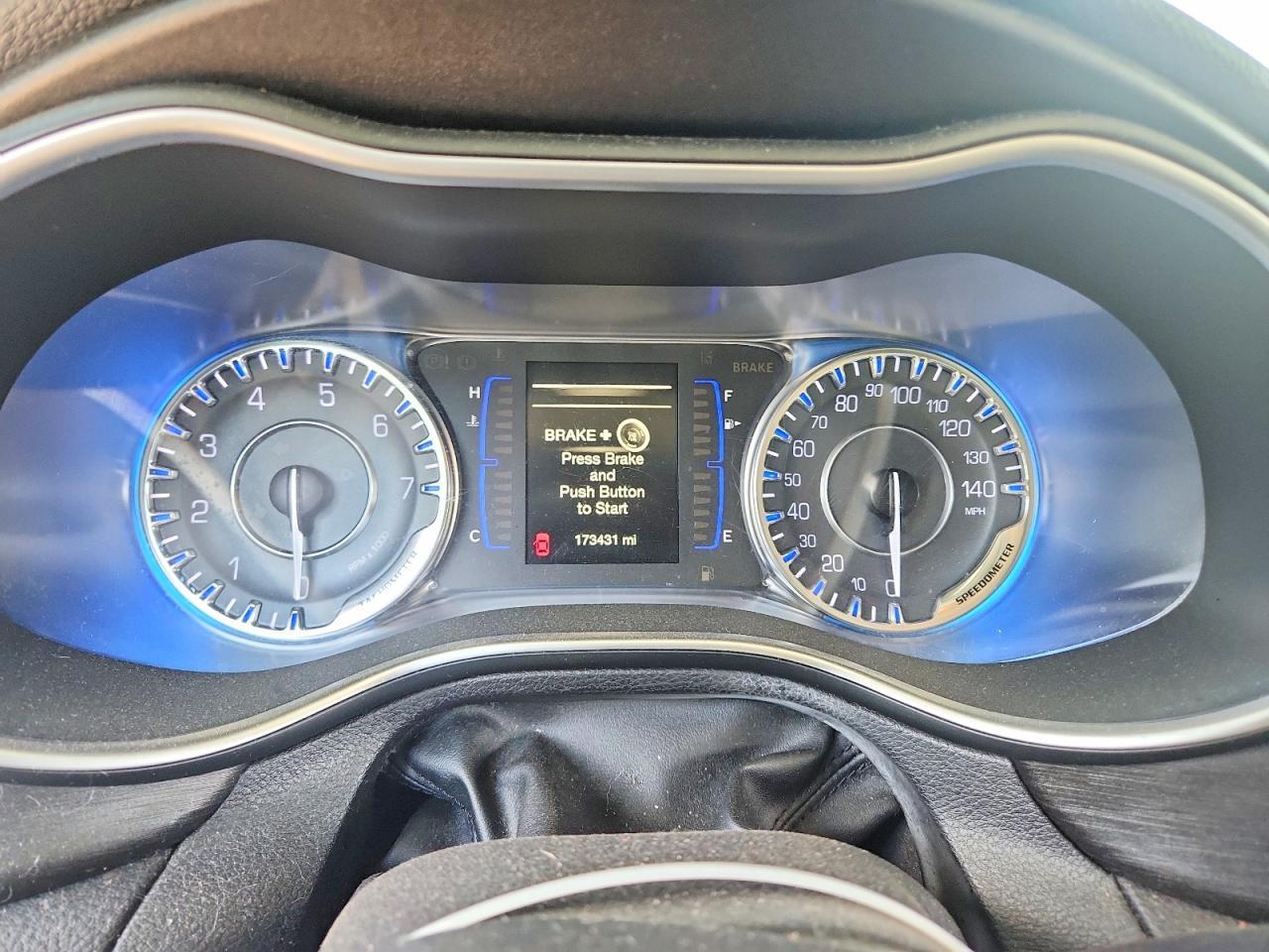 2016 Chrysler 200 Limited - zdjęcie 9