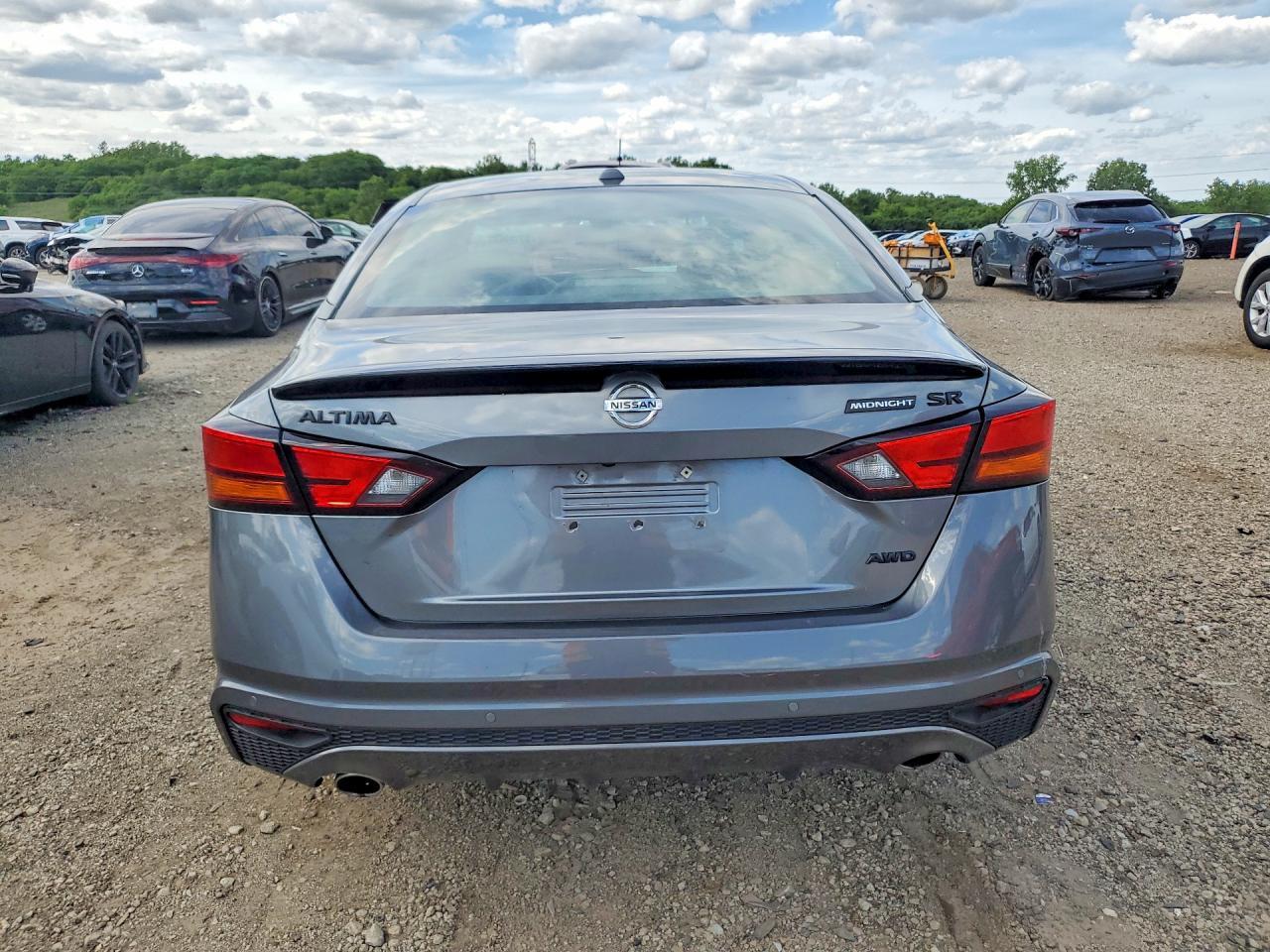 2022 Nissan Altima Sr - zdjęcie 6