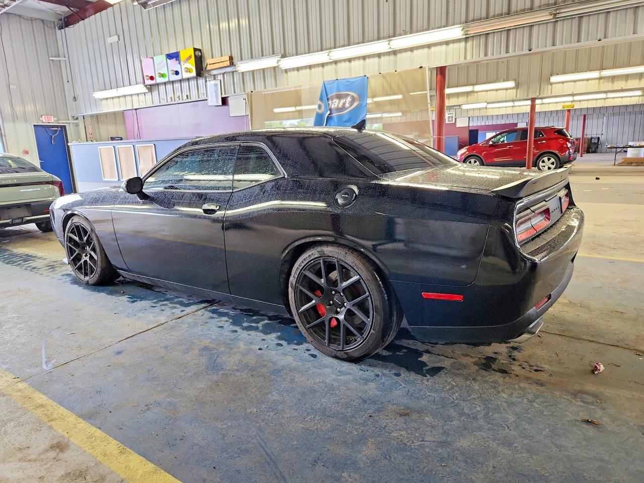 2015 Dodge Challenger R - zdjęcie 2