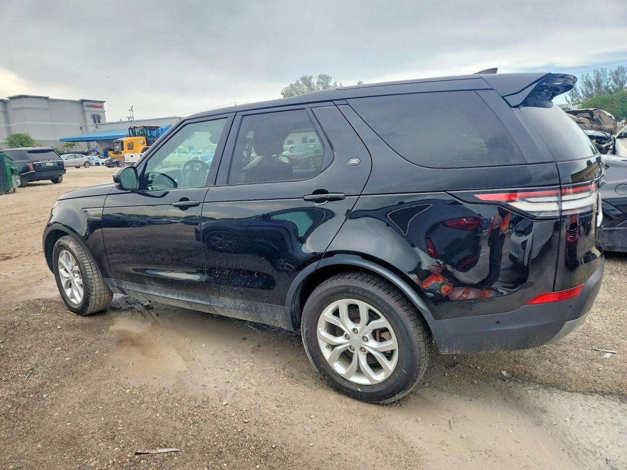 2020 Land Rover Discovery Se - zdjęcie 2