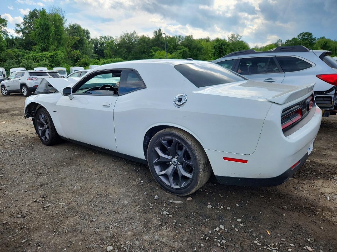 2019 Dodge Challenger R/T - zdjęcie 2