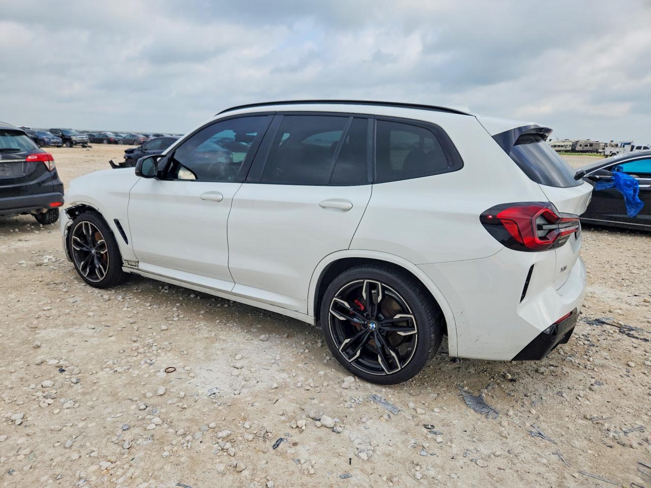 2022 BMW X3 M40I - zdjęcie 2
