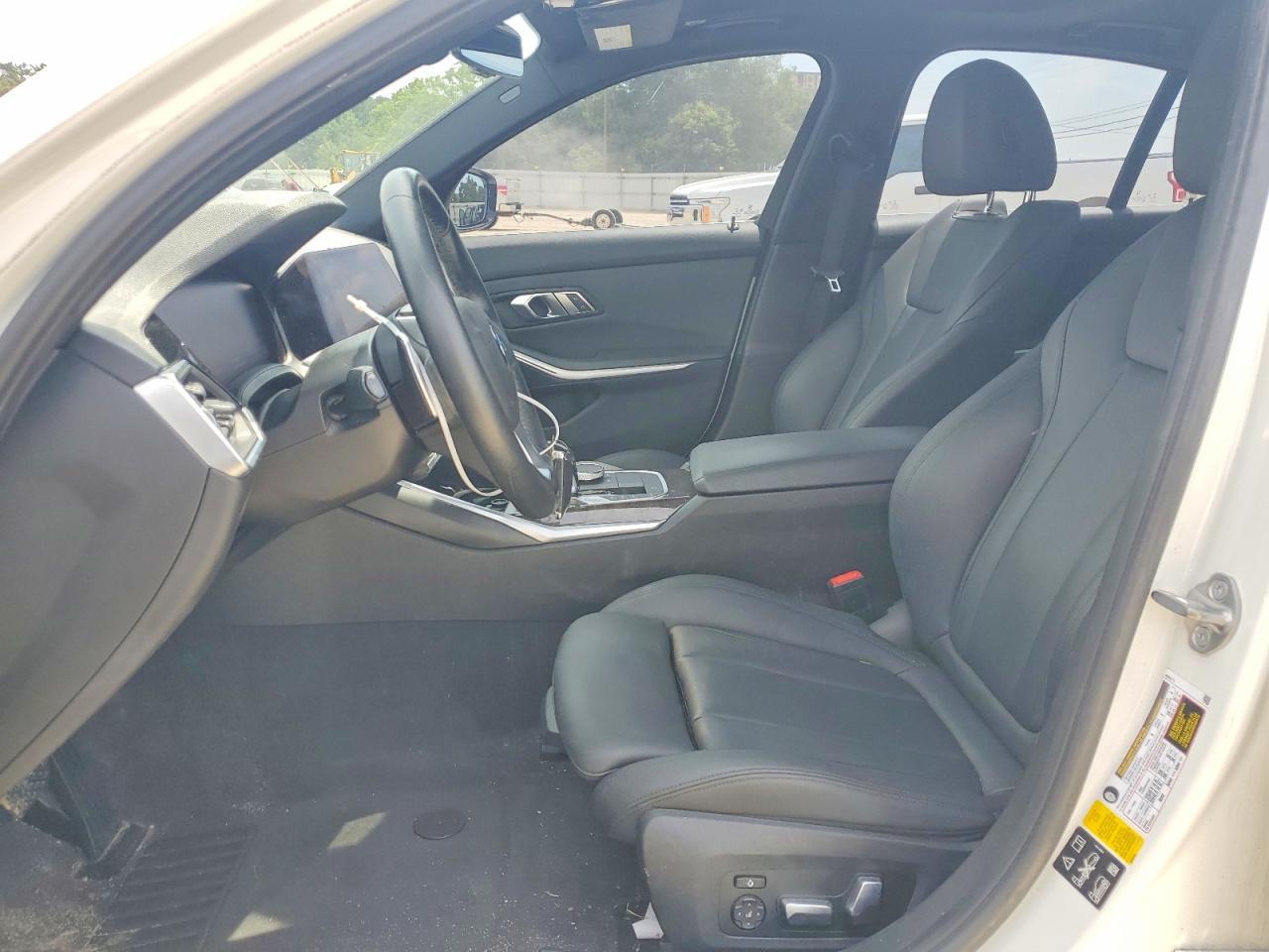 2019 BMW Seria 3 330i - zdjęcie 7