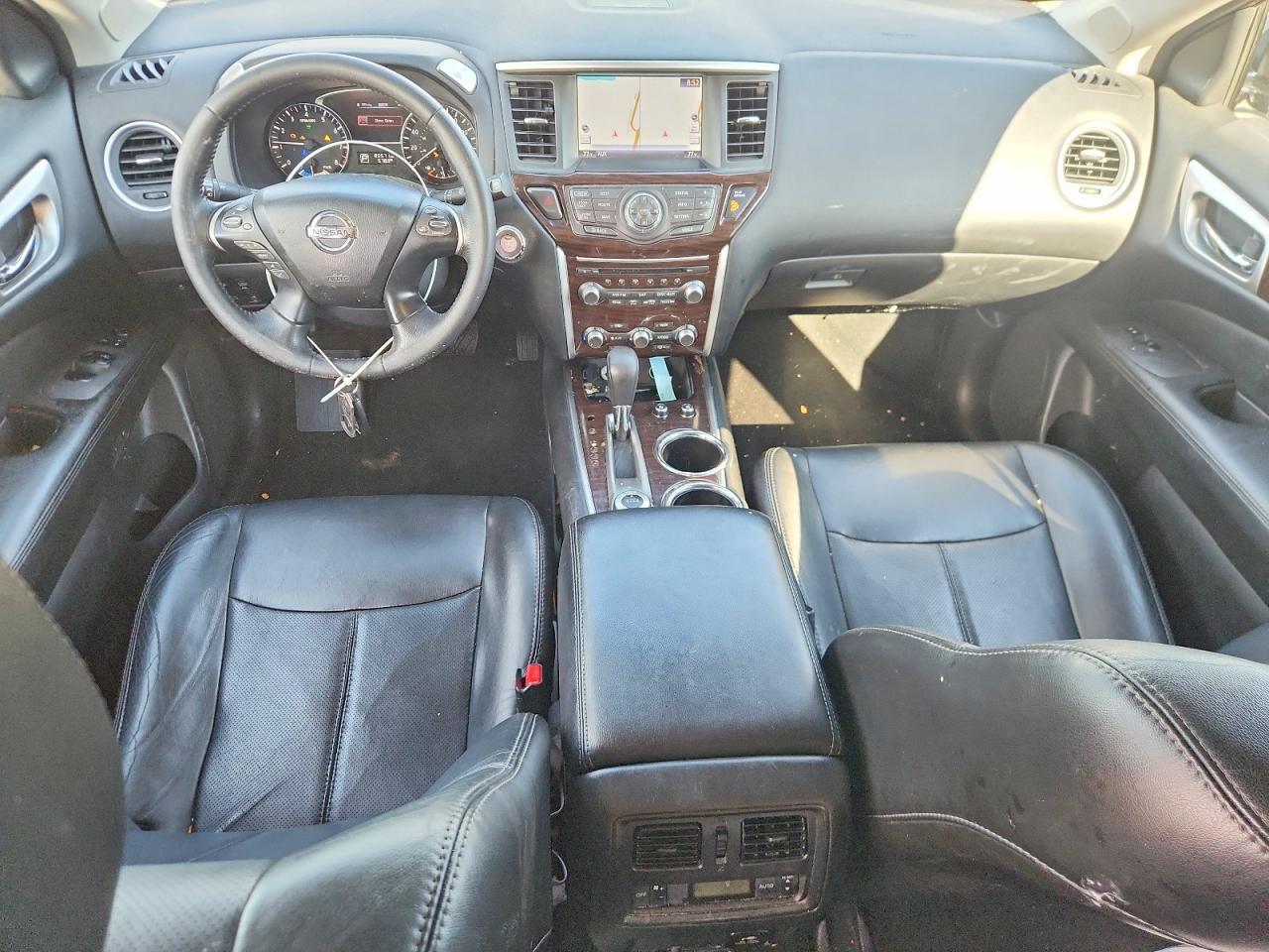 2014 Nissan Pathfinder Hybrid Sv - zdjęcie 8