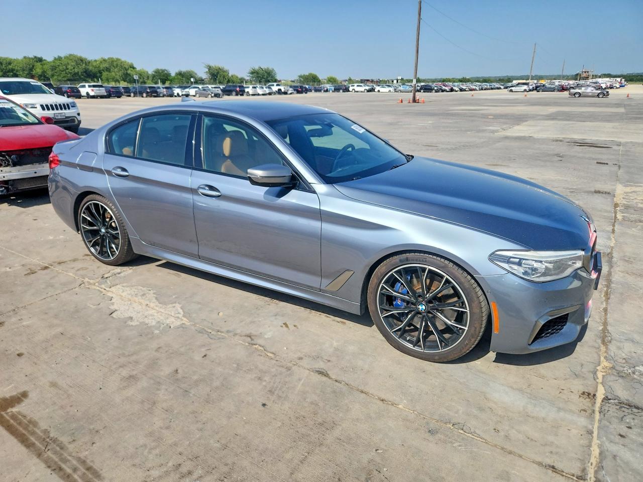 2018 BMW Seria 5 M550i - zdjęcie 4
