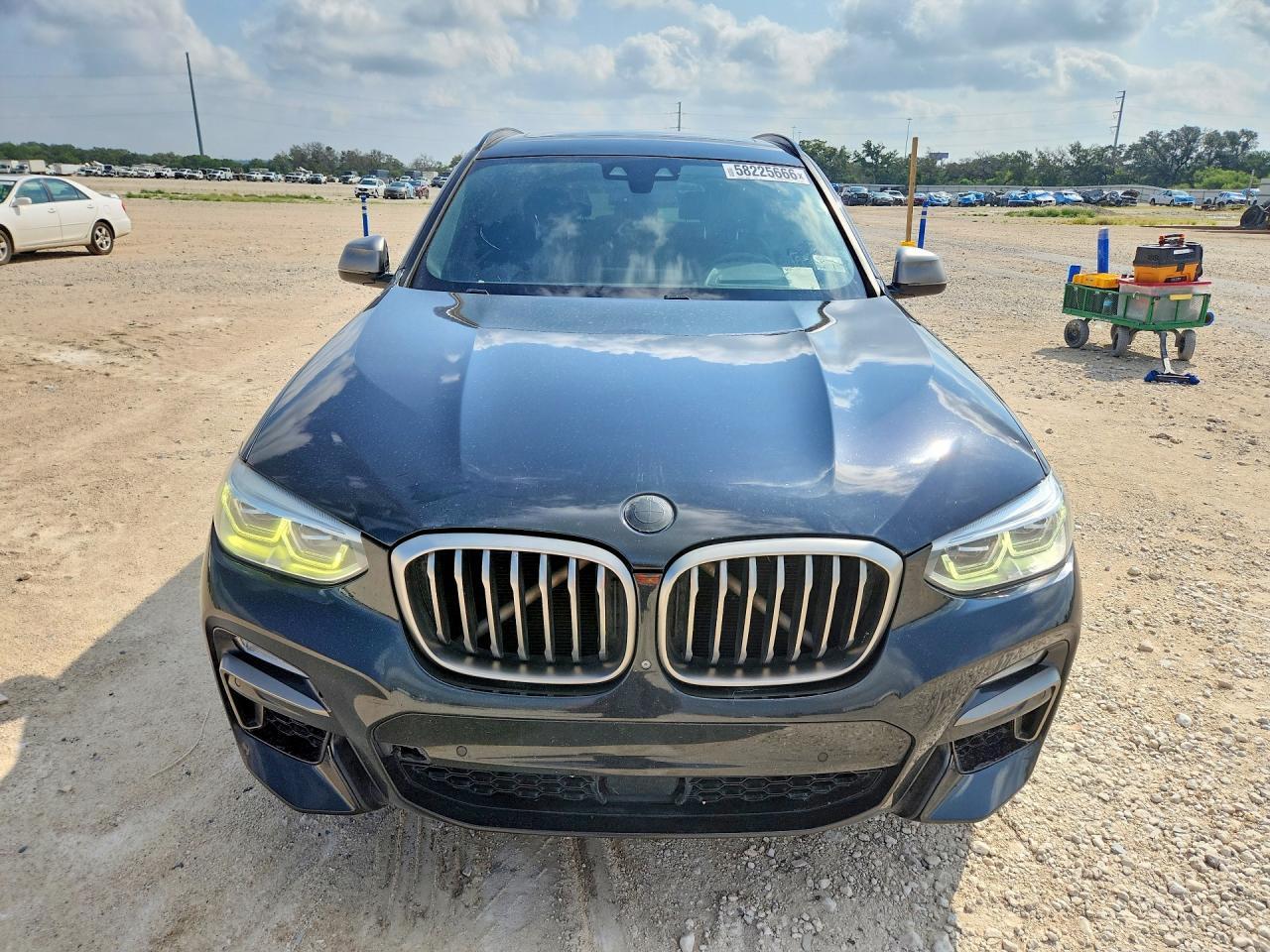 2018 BMW X3 xDrivem40I - zdjęcie 5