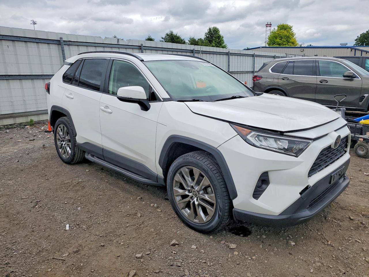 2020 Toyota Rav4 Xle Premium - zdjęcie 4