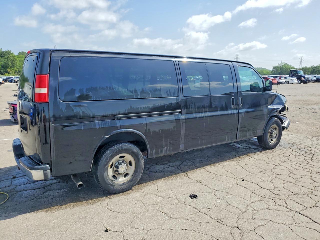 2013 Chevrolet Express G3500 Lt - zdjęcie 3