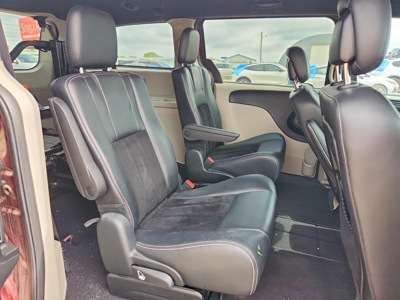 2017 Dodge Grand Caravan Sxt - zdjęcie 11