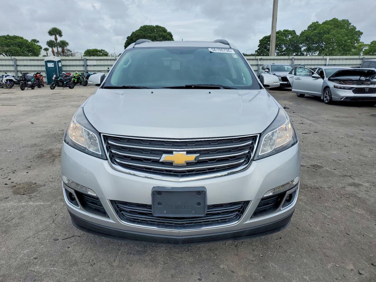 2016 Chevrolet Traverse Lt - zdjęcie 5