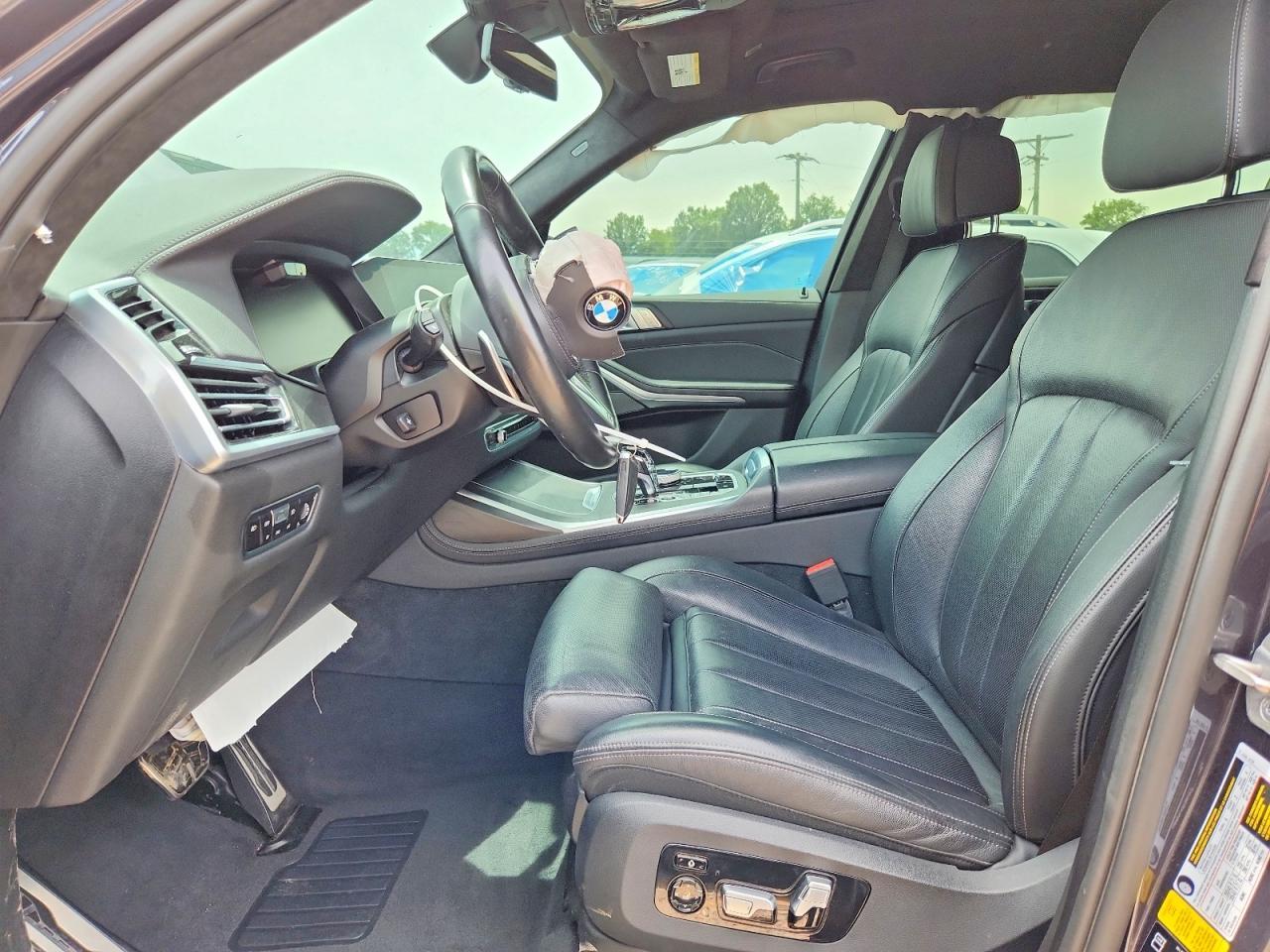 2021 BMW X7 M50I - zdjęcie 7